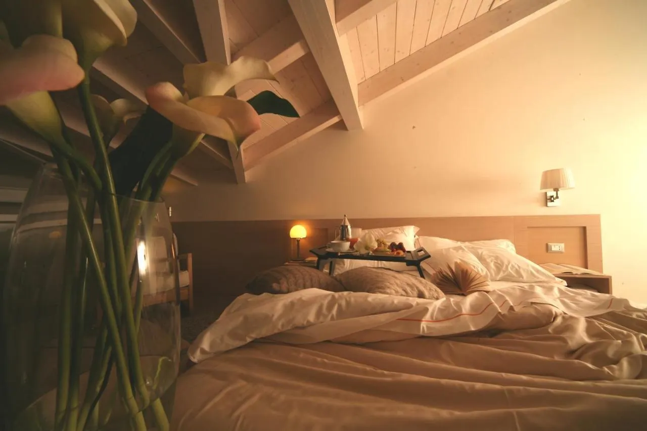 Le Rose Suite Hotel Rimini 4*,  Italy