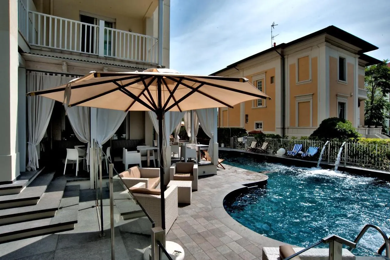 Le Rose Suite Hotel Rimini 4*,  Itália