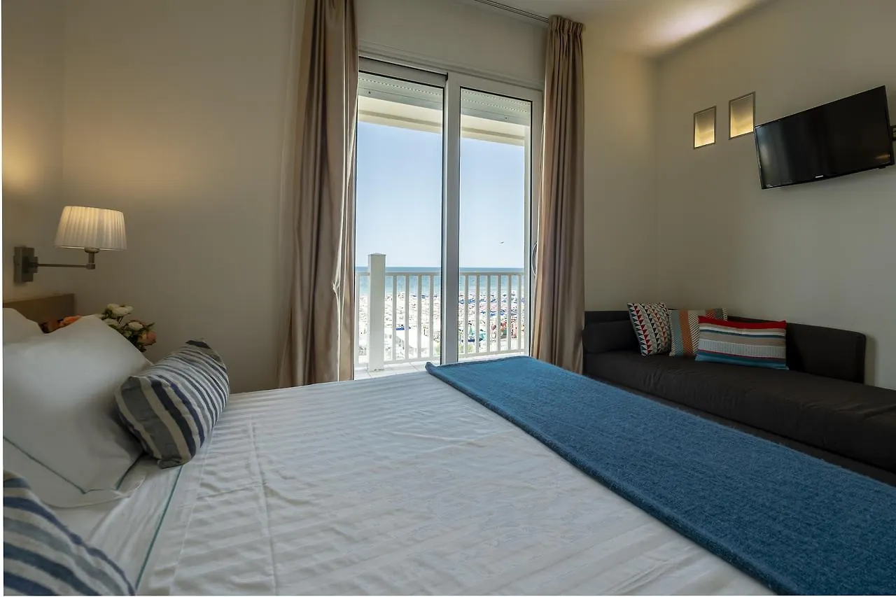 Le Rose Suite Hotel Rimini Itália